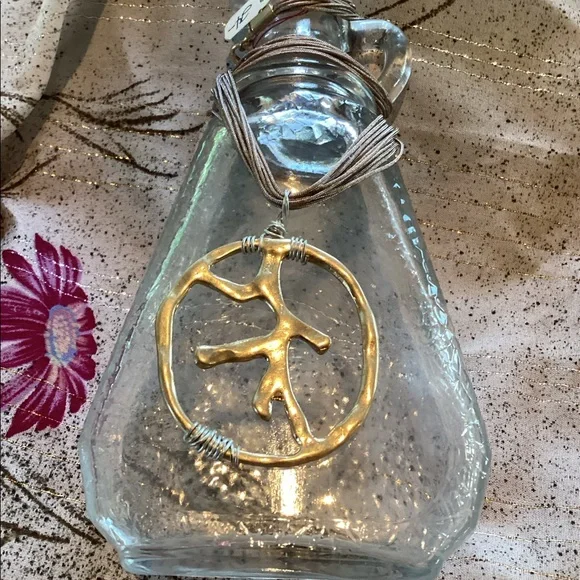 Necklace - Picture 5 of 6